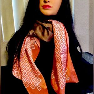 100% Handwoven Thai silk. Women’s Silk scarf Star Of Siam 53” X 12.5”